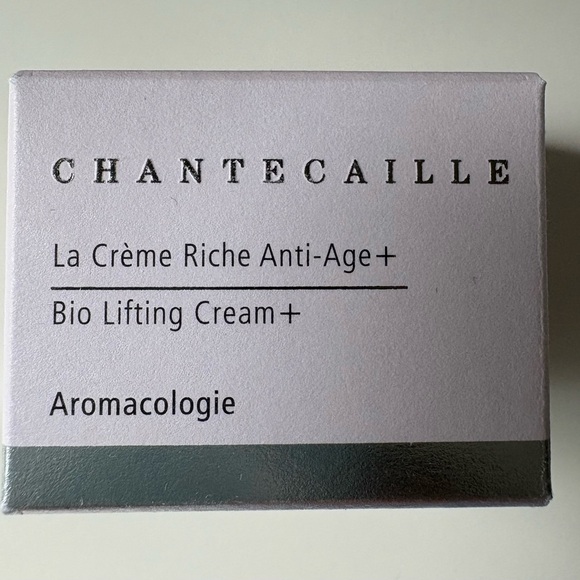 Chantecaille Aromacologie Travel-size w/Cosmetics Bag - Picture 3 of 10